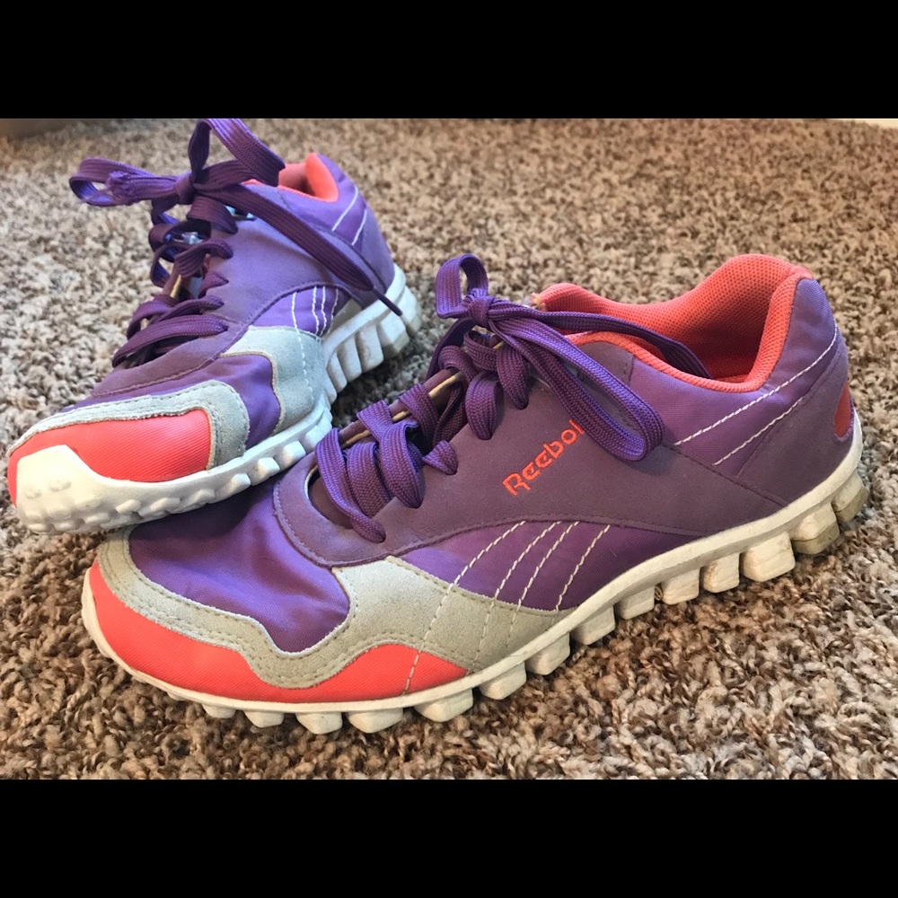 Reebok tension shoes